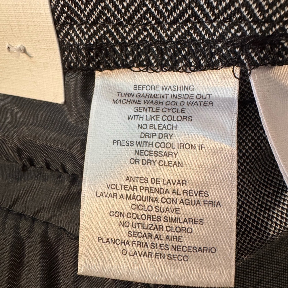 Anne Klein women’s white and black herringbone patterned Dress Trousers NWT - Picture 10 of 14
